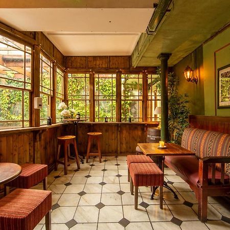 Foyles Hotel كليفدين المظهر الخارجي الصورة